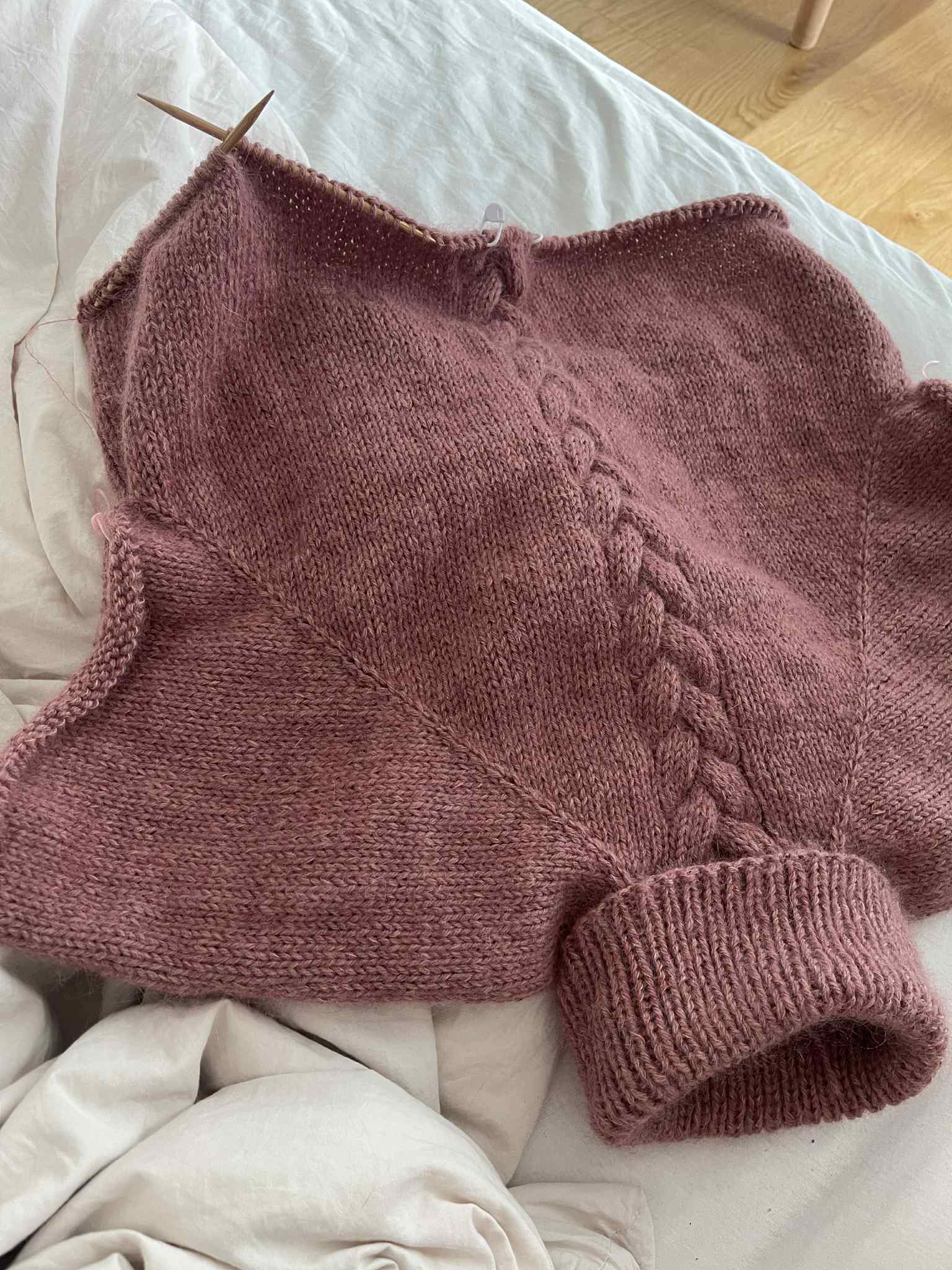 Aviaja sweater light